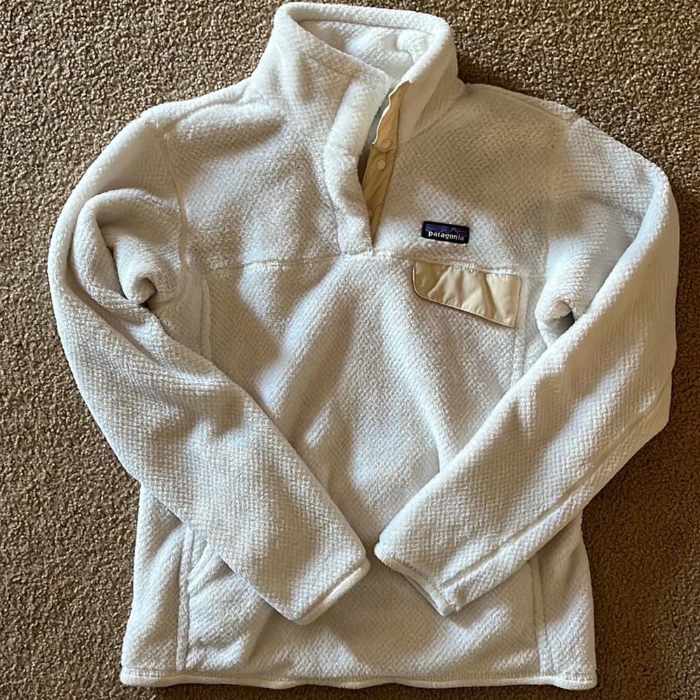 White Patagonia Fleece